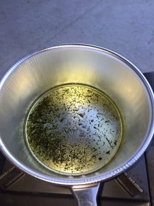深蒸し茶キャンドル_お茶溶かし
